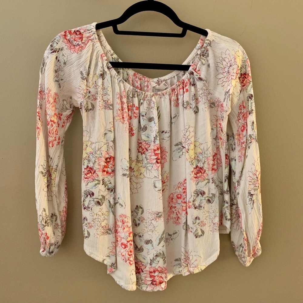 Floral Billabong 3/4 sleeve blouse